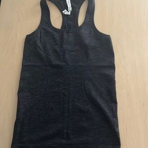 Lululemon Swiftly Tech Tank Size 4